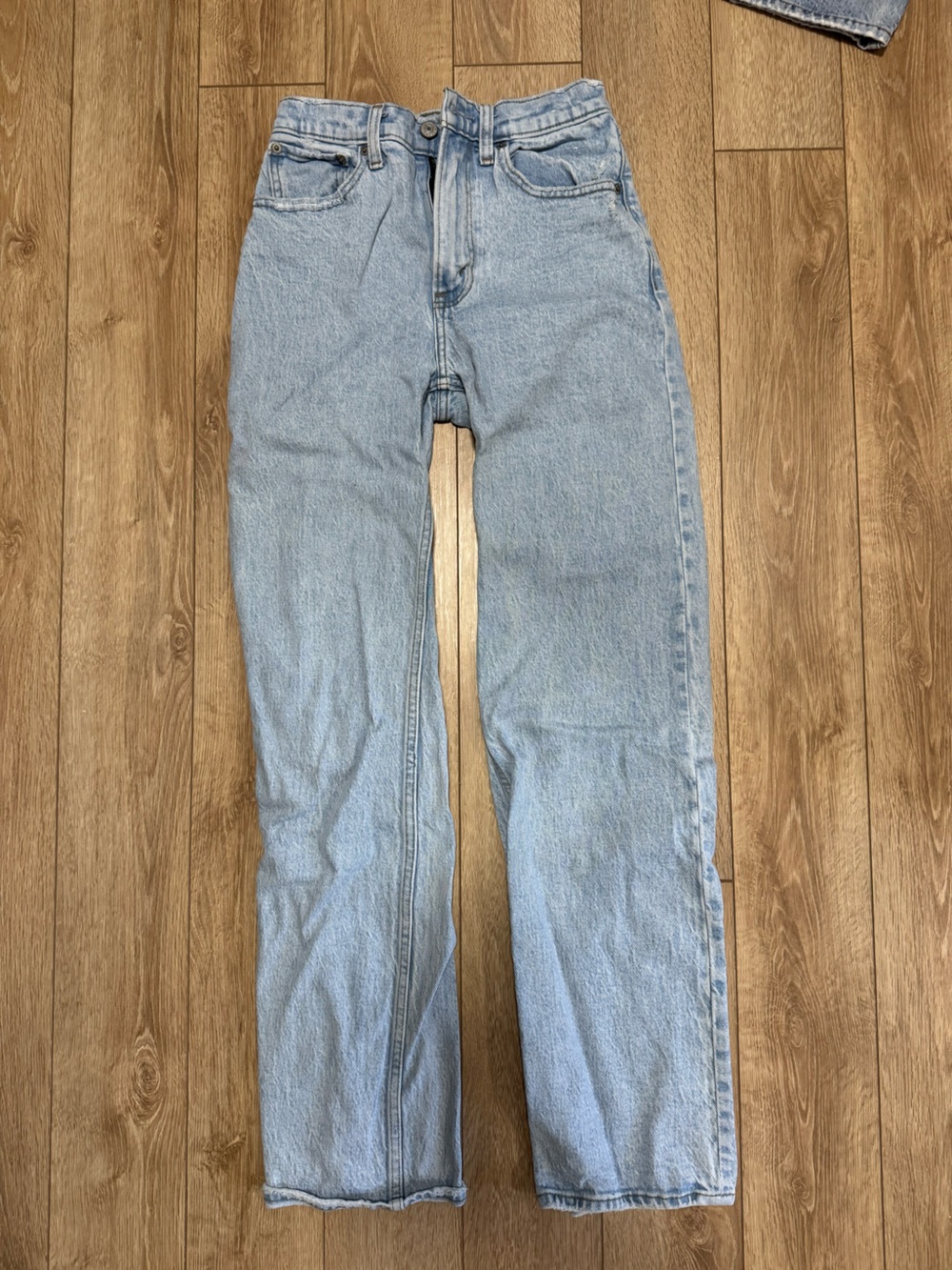 Abercrombie & Fitch Light Blue Women's Straight-Leg Jeans